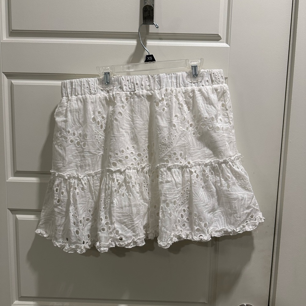 White eyelet detailed skirt